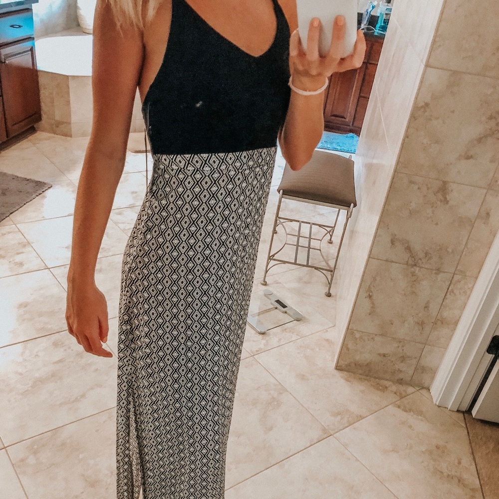 Hurley Black and White Long Dress 🌟NEVER WORN🌟